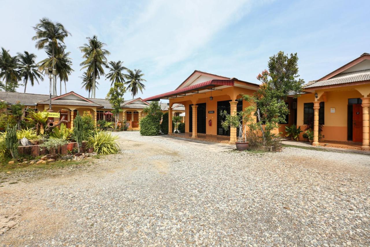 Oyo 89887 Chalet Yunie Маранґ Екстер'єр фото