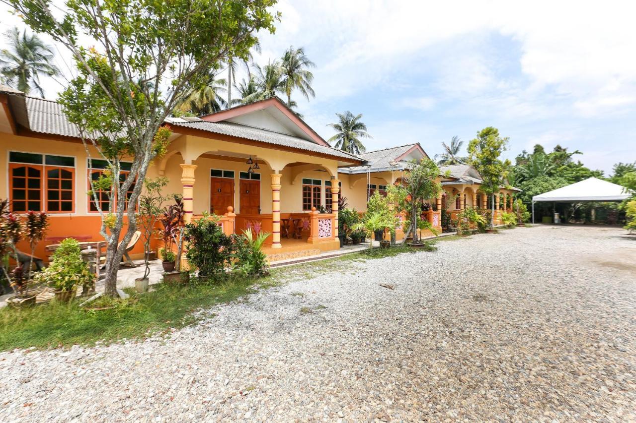 Oyo 89887 Chalet Yunie Маранґ Екстер'єр фото
